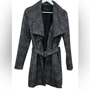 Banana Republic Black White Gray Chevron Tie Belt Wrap Style Trench Coat Sz 4